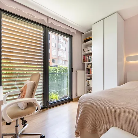 شقة Modern Cozy Duplex In Great Location Center *