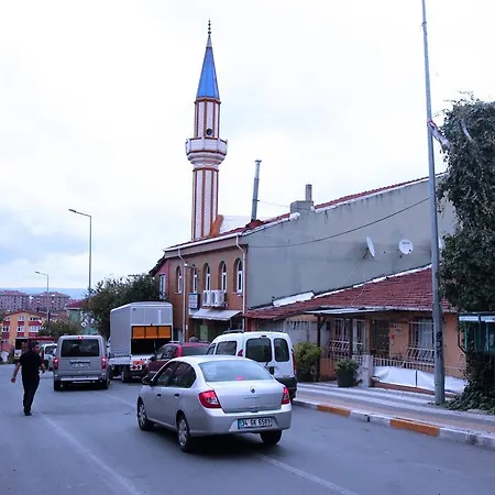 Rengarenk & Hostel Istanbul