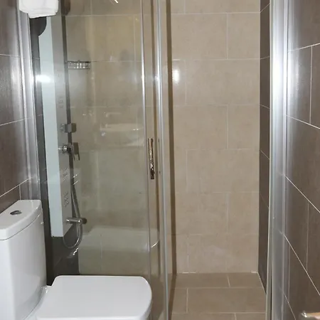 Mezzo Hotel