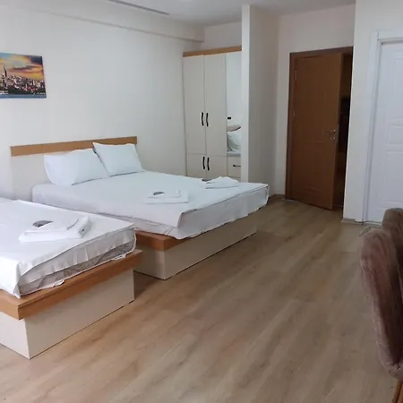 Hotel Newaz *