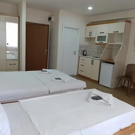 Hotel Newaz *