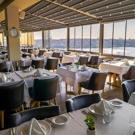 Hotel Radisson Blu Pera
