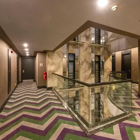 Hotel Taxim Hill 4*