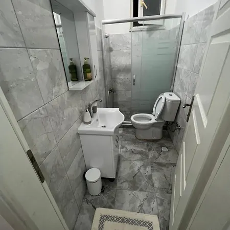 Nobis Cihangir *