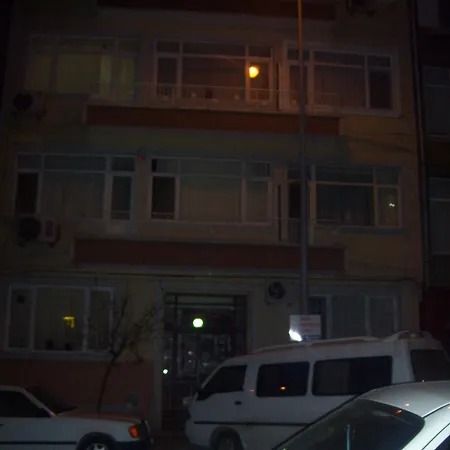 Fatih Aksemsettin Mahallesinde Kiralik Daire Appartement Istambul