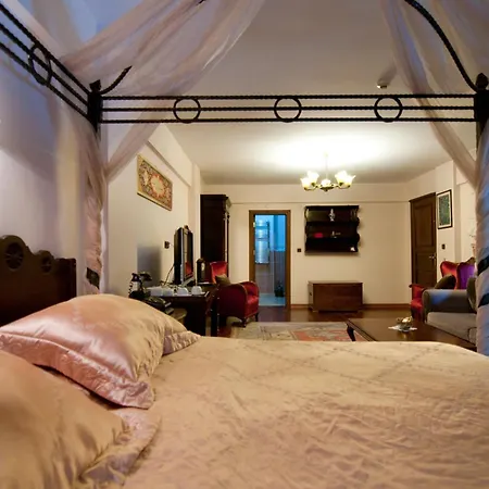 Hotel Sphendone 4*