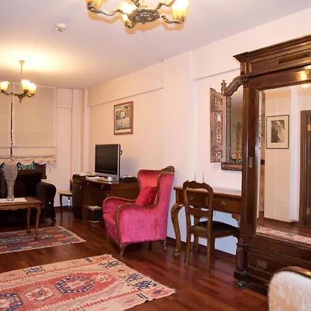 Hotel Sphendone 4*