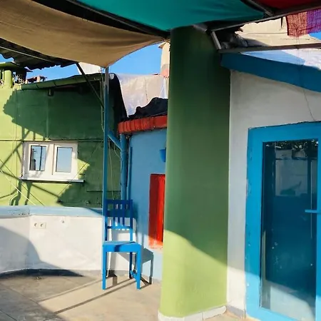 Sade Adu House Cihangir - Karakoey * Estambul