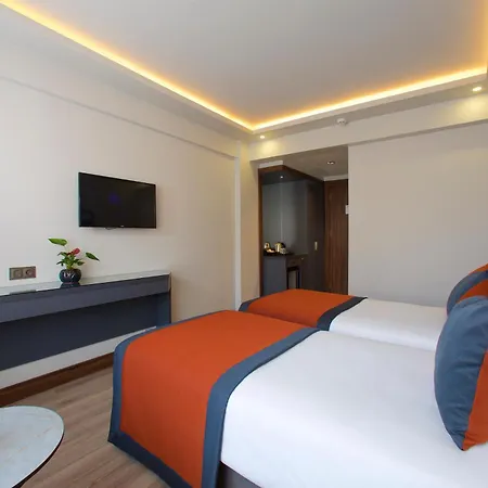 Eyfel Hotel Istanbul