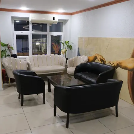 Simon Hotel