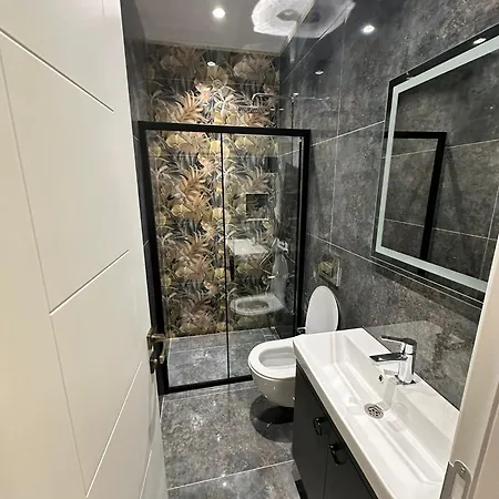 Flash 3* Istanbul