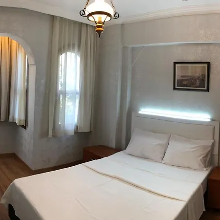 Отель Antique