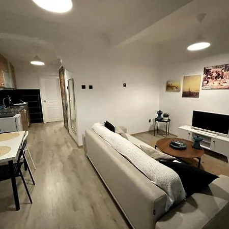 Отель Antique 4*