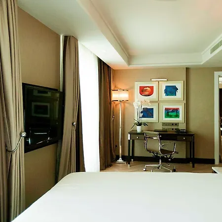 Radisson Blu Pera 5*