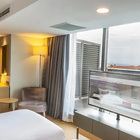 Отель Radisson Harbiye