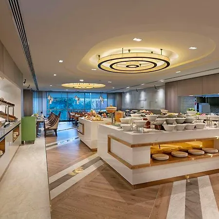 Titanic Port Bakirkoy 5* Estambul