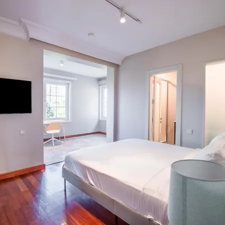Homie - A Majestic 4 Bedroom Boasting A Private Garden And Terrace In Levent #83 Apartment
