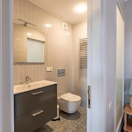 Homie - A Majestic 4 Bedroom Boasting A Private Garden And Terrace In Levent #83 Apartment *