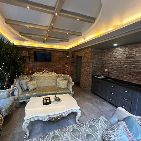 Sevil Hotel *