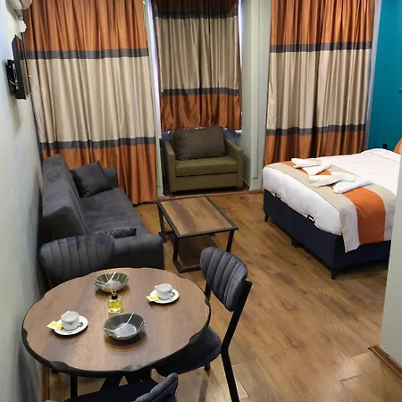 My House Hotel *