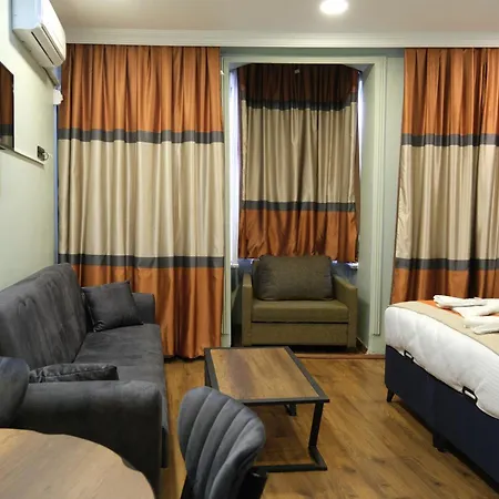 Hotel My House