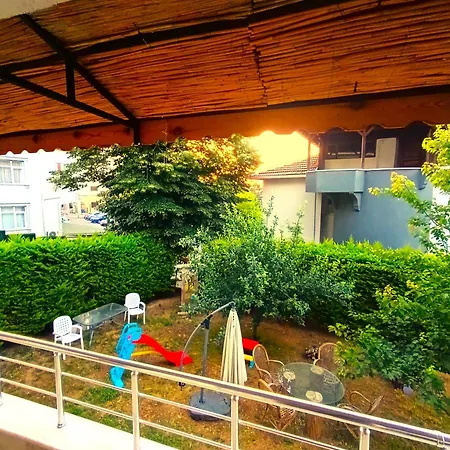 Apartment Garden House Istanbul