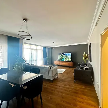 Cihangir Ekinci Plaza Istambul