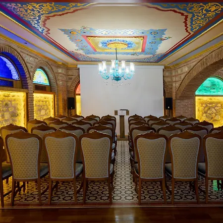 Seven Hills Palace & Hotel