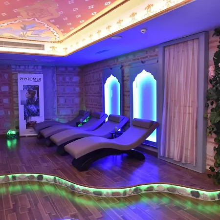 Seven Hills Palace & Hotel 4*