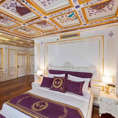 Seven Hills Palace & 4*