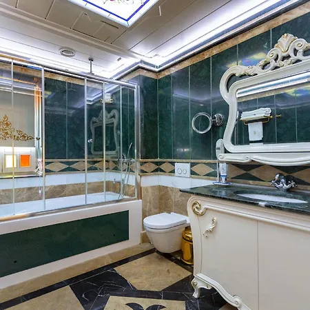 Seven Hills Palace & Hotel 4*