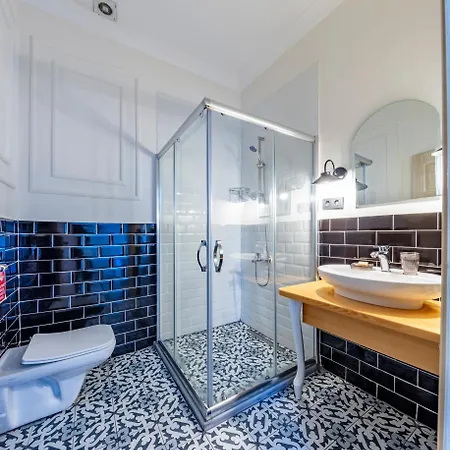 Cezayir Hotel Estambul