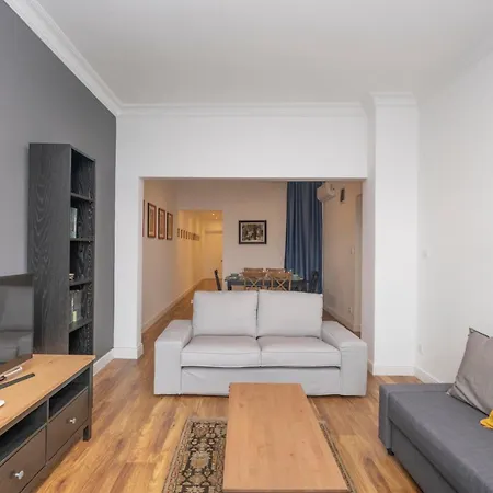 Trendy Waterfront With A Striking View * Estambul