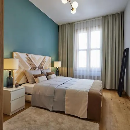 Fabulous 2br 3ac 2 Min To Metro - Baysungur D4 아파트 이스탄불