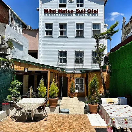 Mihri Hatun * Istanbul