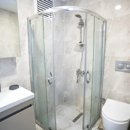 アパート Modern Stylish 2br Apt, Near Eyp Sultan Mosque
