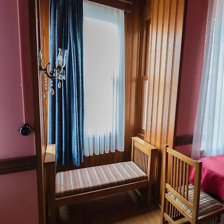 Apartament Beyoglu'nun Kalbinde Yueksek Tavanli *