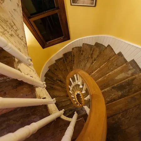 Apartament Beyoglu'nun Kalbinde Yueksek Tavanli