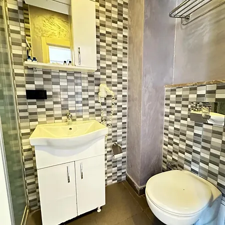 Taxim Alyon Отель 3*
