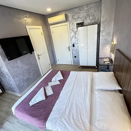 Отель Taxim Alyon 3*