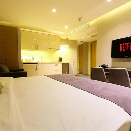 Endless Taksim 4*
