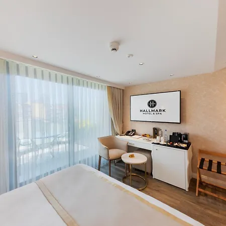 Hotel Hallmark &