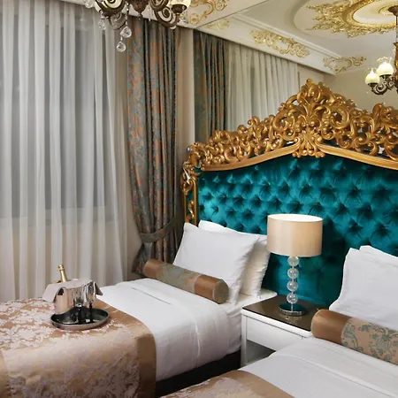 White Monarch Hotel