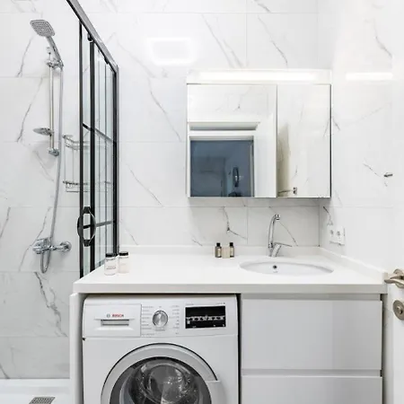 Apartament Bright Private Modern 2bd1bath Bebek Gem! #247 Stambuł