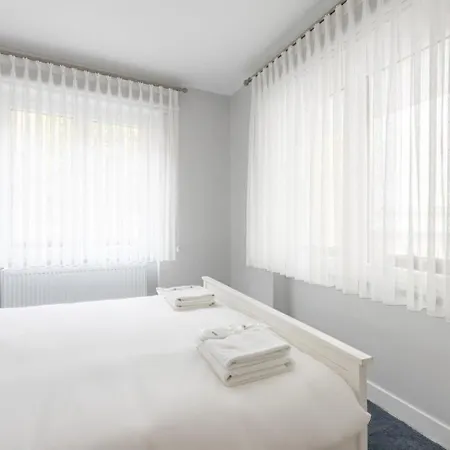 Bright Private Modern 2bd1bath Bebek Gem! #247 Apartament *