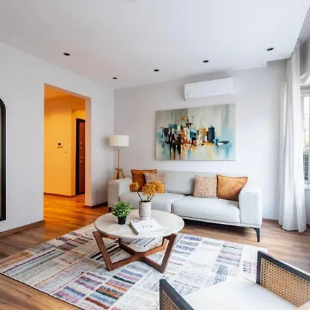 Spacious Modern 4-bed2bath Oasis! #370 * Estambul