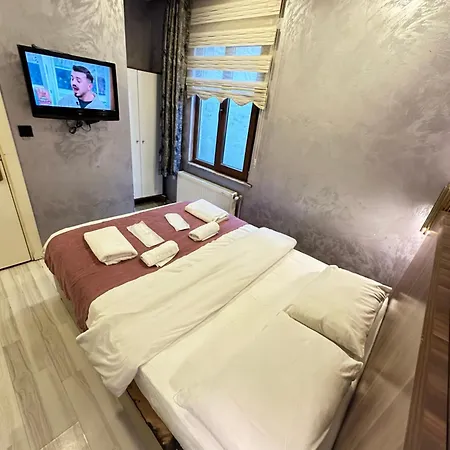 Отель Taxim Alyon 3*