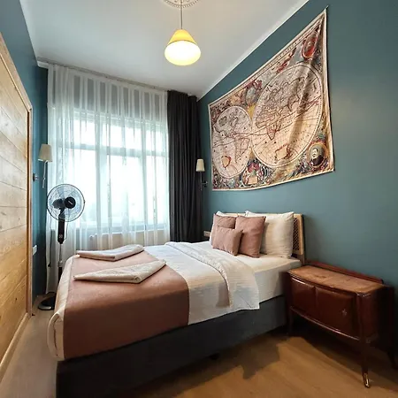 Waterfront By The Tram - Terrace With Dome & Golden Horn View In Fatih اسطنبول
