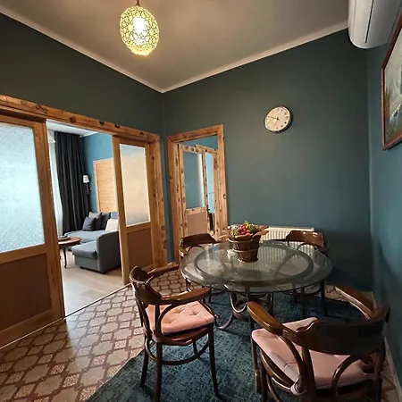 Waterfront By The Tram - Terrace With Dome & Golden Horn View In Fatih اسطنبول