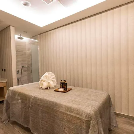 Hotel Radisson Istanbul Harbiye Gerze